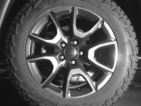 Used 2025 Jeep Compass Trailhawk image 14