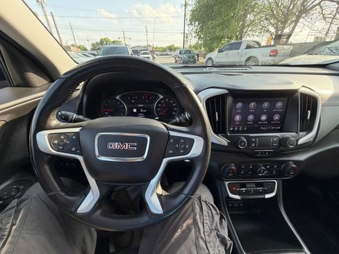 Used 2022 GMC Terrain SLT w/ Infotainment Package II AWD/4WD image 20