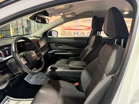 Used 2023 Nissan Ariya FWD image 34