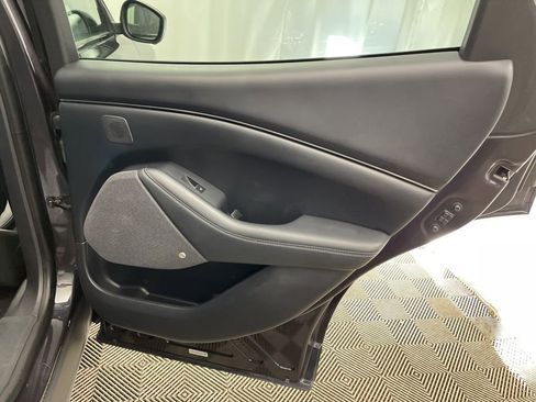 Used 2021 Ford Mustang Mach-E Premium image 32