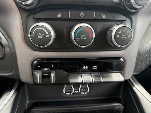 Used 2022 RAM 3500 Big Horn w/ Level A Equipment Group AWD/4WD image 36