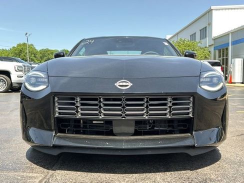Used 2024 Nissan Z Performance w/ Floor Mat Package RWD image 2