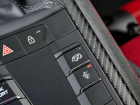 Certified 2025 Porsche 718 Boxster Spyder RS w/ Weissach Package RWD image 19