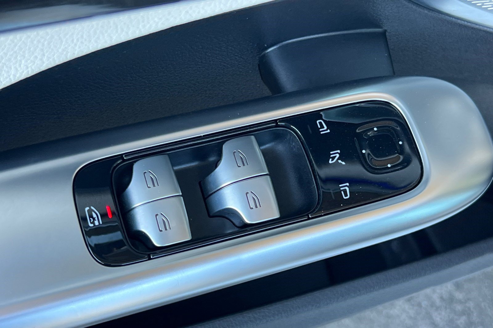Certified 2024 Mercedes-Benz C 300 Sedan image 13
