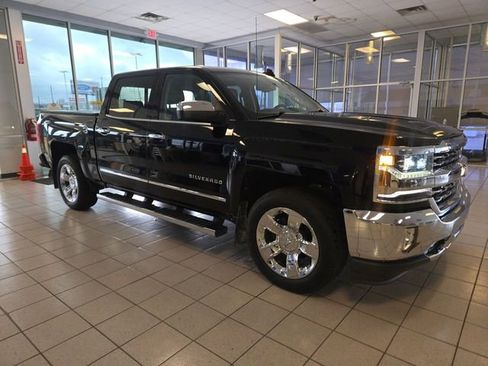 Used 2018 Chevrolet Silverado 1500 LTZ w/ Sport Package image 2