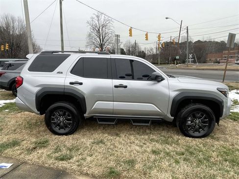 Used 2025 Toyota 4Runner SR5 image 8