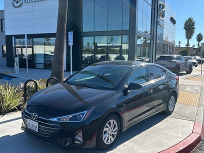 Used 2019 Hyundai Elantra SE w/ Cargo Package