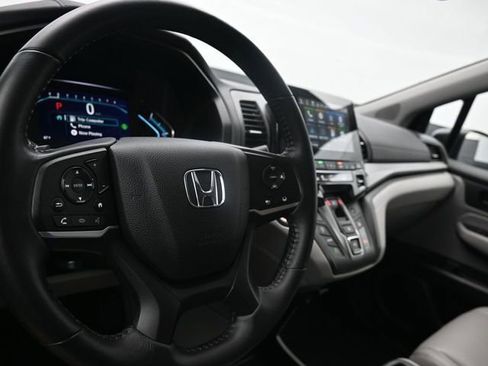 Certified 2024 Honda Odyssey EX-L image 10