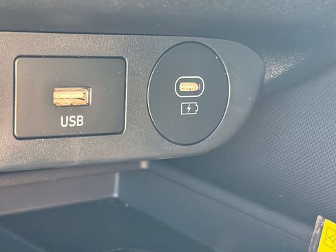 Certified 2025 Hyundai Elantra Sport FWD image 30