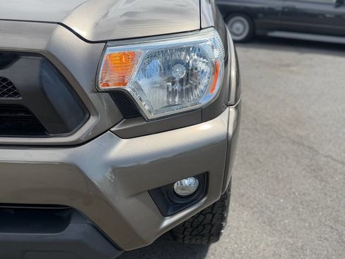 Used 2012 Toyota Tacoma 4x4 Double Cab w/ TRD Sport Pkg image 35
