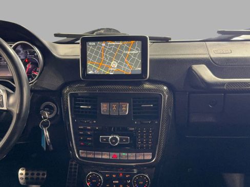 Used 2014 Mercedes-Benz G 63 AMG 4MATIC image 37