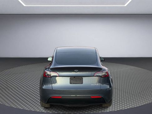Used 2023 Tesla Model Y Long Range image 6
