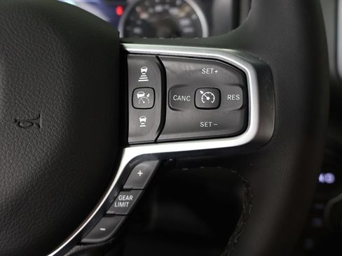 Used 2025 RAM 1500 Big Horn AWD/4WD image 44