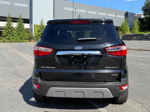 Used 2021 Ford EcoSport Titanium image 8