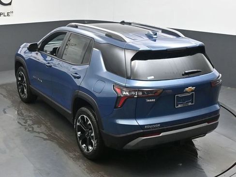 New 2026 Chevrolet Equinox LT w/ LPO, Floor Liner Package FWD image 19