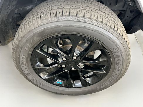 Used 2022 Jeep Wrangler Sahara w/ Cold Weather Group image 11