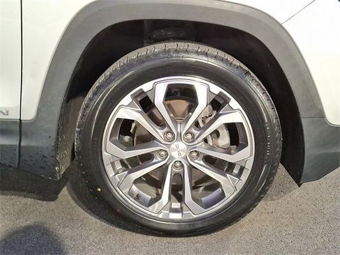 Used 2020 GMC Terrain SLT w/ Preferred Package image 12