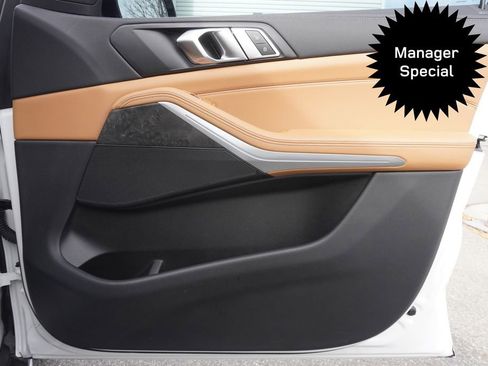 Used 2023 BMW X5 xDrive40i w/ Premium Package image 21