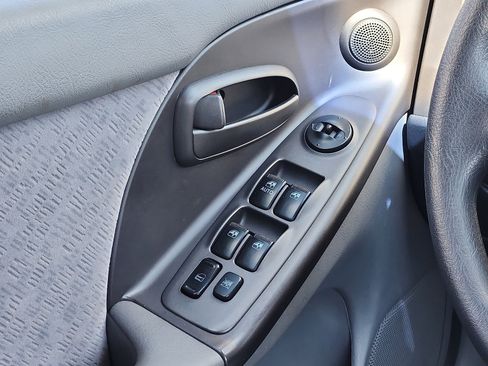 Used 2006 Hyundai Elantra Sedan image 12