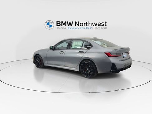New 2026 BMW 330i xDrive Sedan w/ M Sport Package AWD/4WD image 12