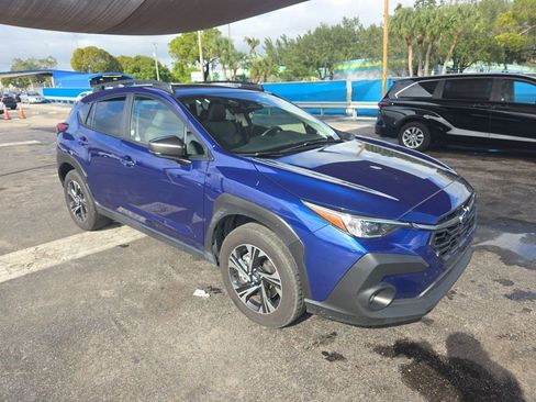 Used 2024 Subaru Crosstrek 2.0i Premium image 3