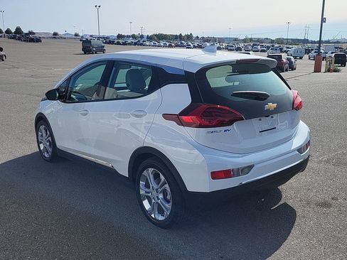 Used 2020 Chevrolet Bolt LT FWD image 2