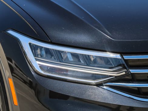 Used 2024 Volkswagen Tiguan S image 4