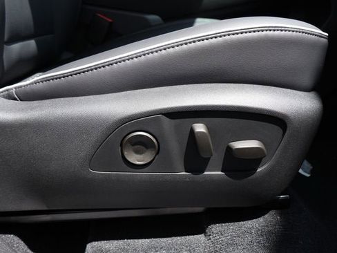 New 2026 Buick Enclave Preferred w/ Power Package AWD/4WD image 9