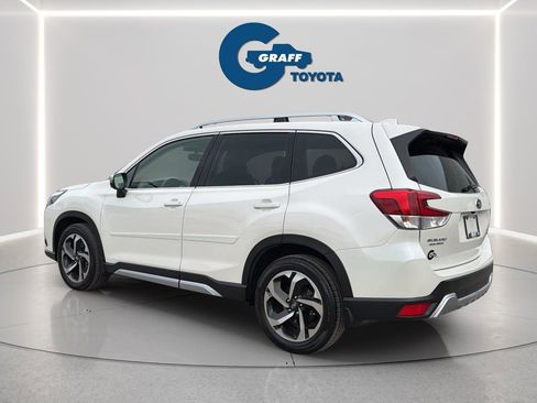 Used 2022 Subaru Forester Touring image 12