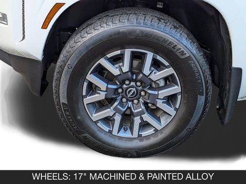 Certified 2024 Nissan Frontier SL w/ Technology Package RWD image 11
