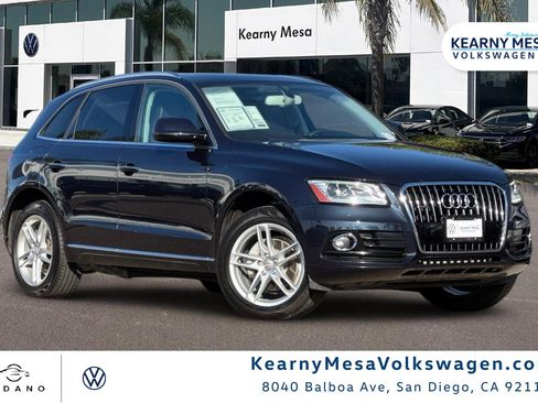 Used 2017 Audi Q5 2.0T Premium Plus w/ Technology Package image 1