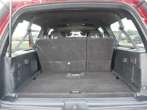 Used 2015 Ford Expedition EL XLT w/ Equipment Group 202A AWD/4WD image 18