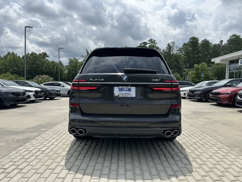 Used 2024 BMW ALPINA XB7 AWD/4WD image 18