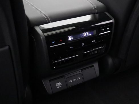 Used 2026 Acura MDX SH-AWD w/ Technology Package image 12