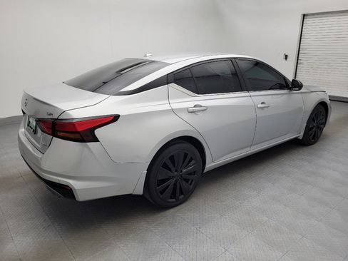 Used 2021 Nissan Altima 2.5 SR image 10