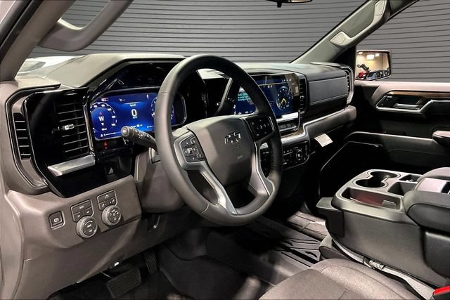 New 2026 Chevrolet Silverado 1500 RST w/ LPO, Dark Essentials Package AWD/4WD image 7