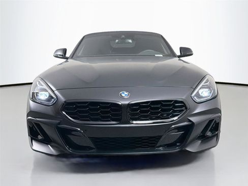 New 2026 BMW Z4 M40i RWD image 2