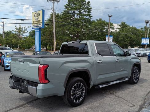 Used 2024 Toyota Tundra Limited AWD/4WD image 7