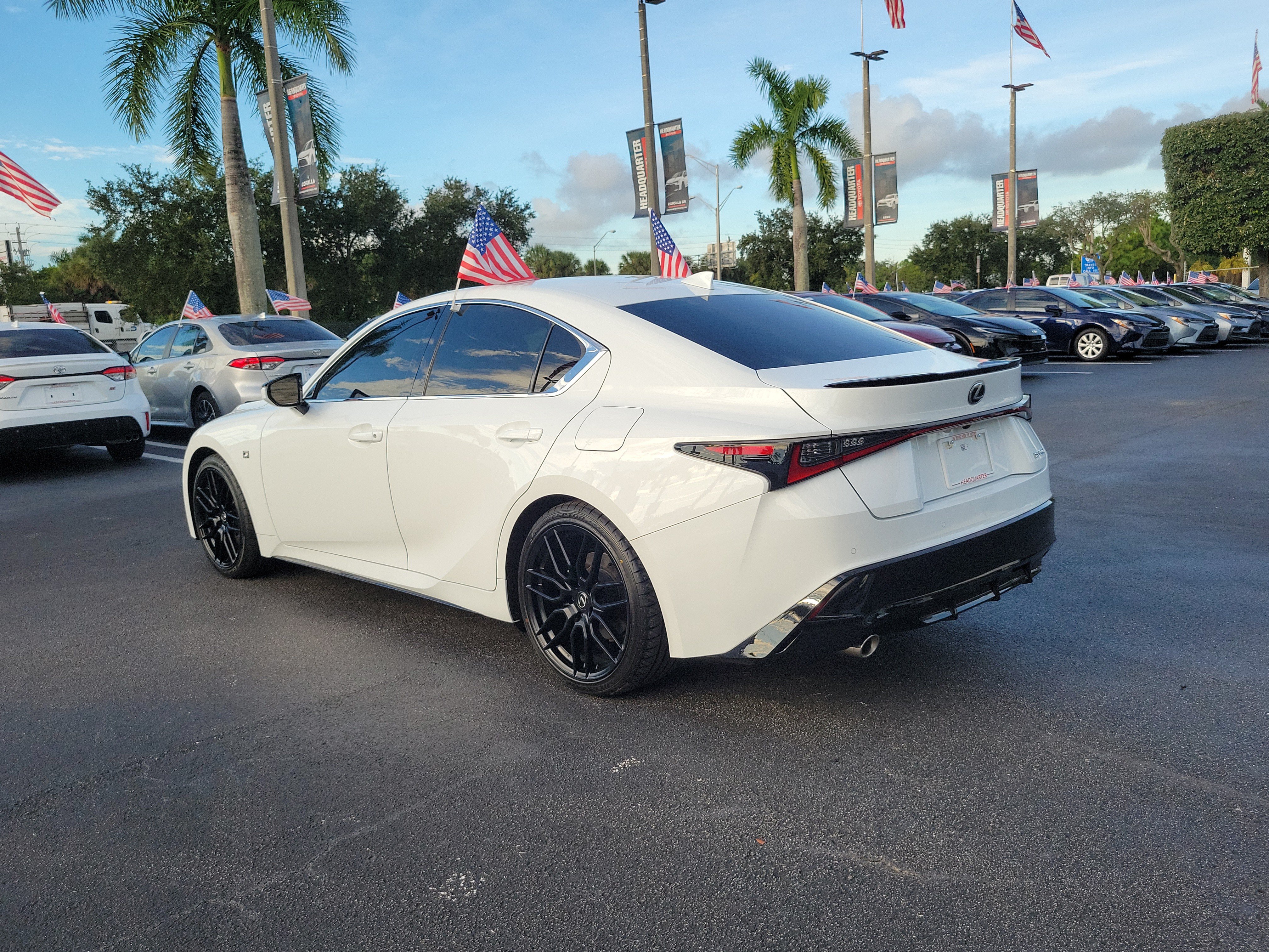 Used 2023 Lexus IS 350 F Sport RWD image 8