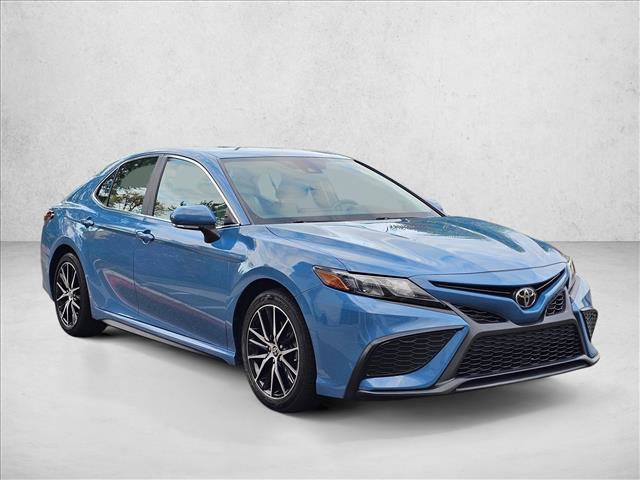 Used 2023 Toyota Camry SE w/ Blackout Package (TMS) AWD/4WD image 3