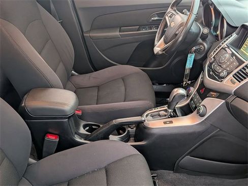 Used 2013 Chevrolet Cruze LT w/ Spring Special Edition image 25
