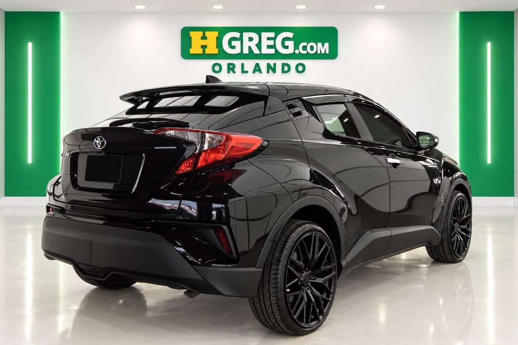 Used 2019 Toyota C-HR LE FWD image 6