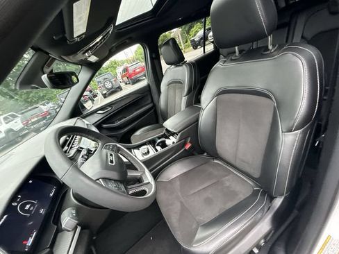 Used 2023 Jeep Grand Cherokee L Laredo AWD/4WD image 15