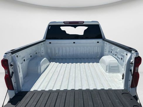 Used 2025 Chevrolet Silverado 1500 LT image 21