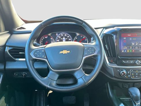 Used 2023 Chevrolet Traverse High Country AWD/4WD image 11