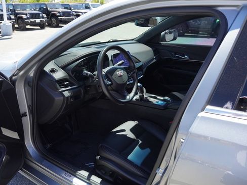 Used 2023 Cadillac CT4 Luxury w/ Cold Weather Package RWD image 28