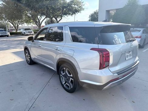 Used 2024 Hyundai Palisade Limited FWD image 3