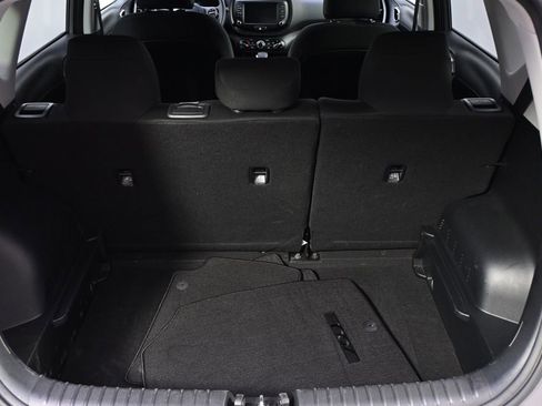 Used 2025 Kia Soul LX w/ LX Technology Package FWD image 18