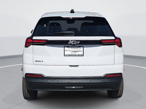 New 2027 Chevrolet Bolt LT image 4