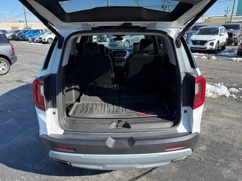 Used 2021 GMC Acadia SLT w/ Technology Package image 7